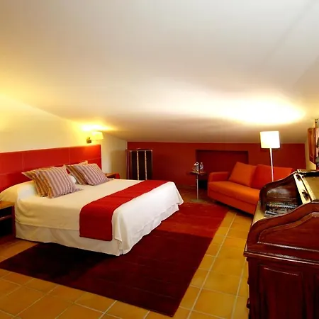 Spacious In With Private Pool Villa